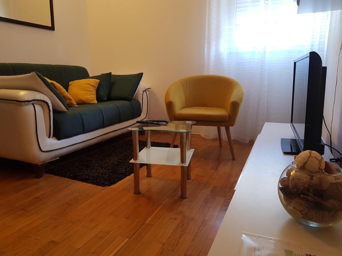 Apartment Milena Omiš Exteriér fotografie